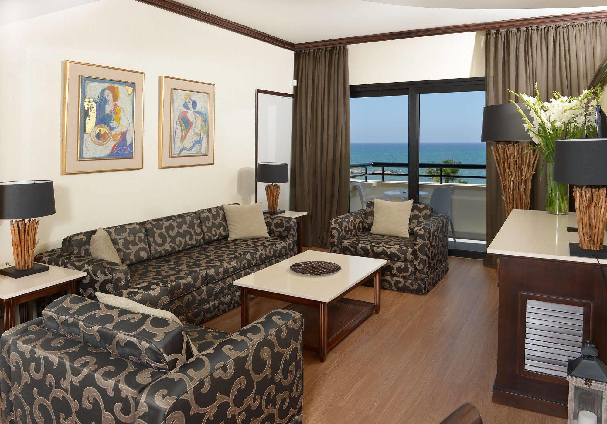 Palm Beach Hotel & Bungalows Larnaka Exterior foto